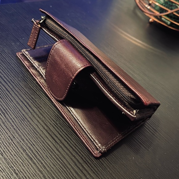 Mancini leather wallet 💰 - Picture 4 of 10